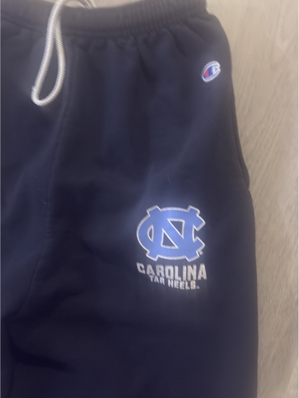 Champion Authentic Athleticwear North Carolina Tar Heels Sweatpants Medium - Picture 2 of 3